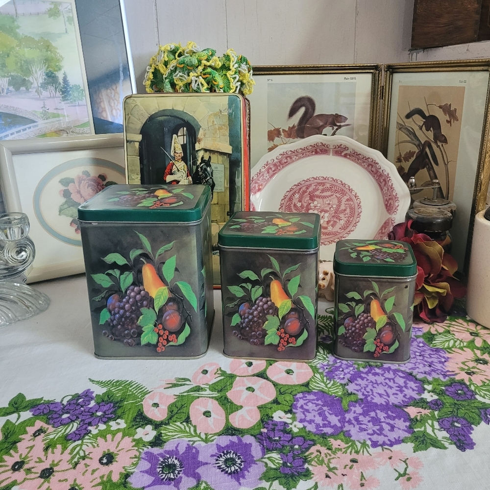 Vintage Fruit-Themed Nesting Metal Tins Set Of 3